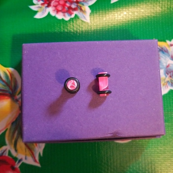 Pink & White Acrylic Plugs - Picture 1 of 2